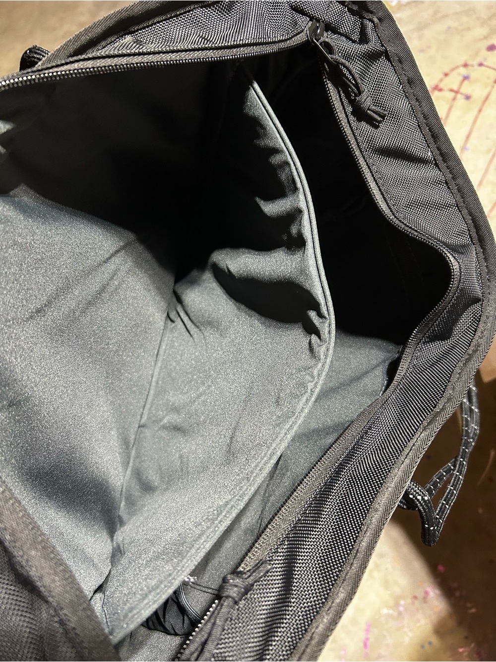 NWT Nike Sportswear RPM Tote Bag 26L Travel Gym Laptop
Shoulder Bag FJO439-010 - Picture 7 of 15